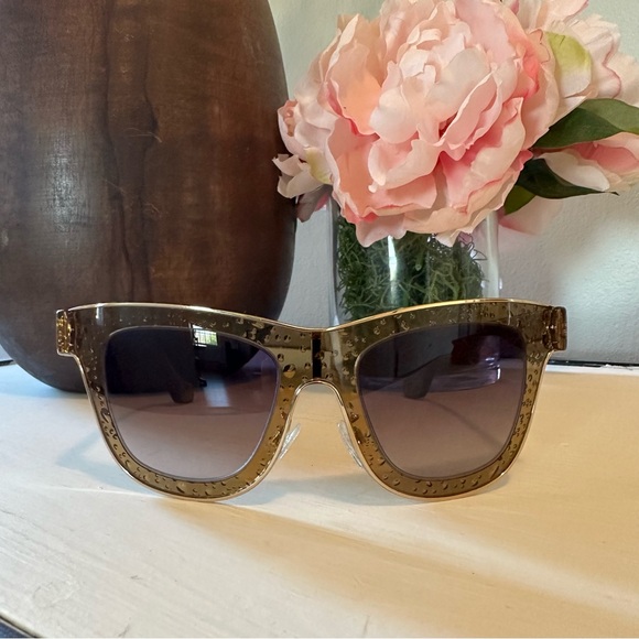 Authentic Designer Balenciaga Sunglasses - Picture 10 of 10